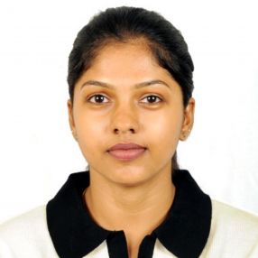 Abinaya, Babysitter in Cambridge