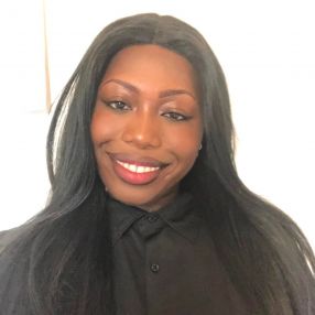 Kioria, Babysitter in London