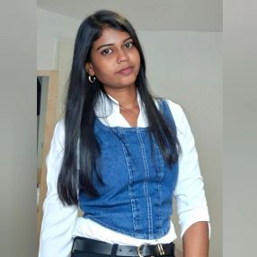 Madhumitha, Babysitter in Nottingham