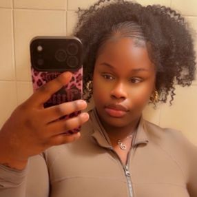 Shentoya, Babysitter in Greater London