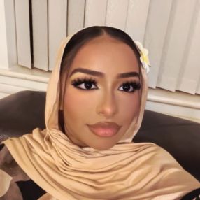 Maariyah, Babysitter in Bradford