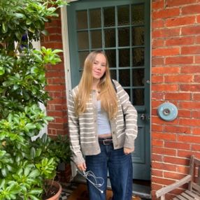Tea, Babysitter in Brighton and Hove