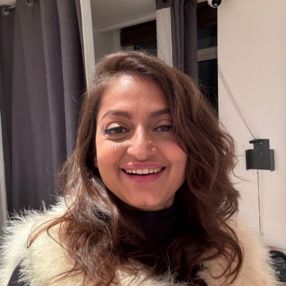 Ruhani, Babysitter in Nottingham
