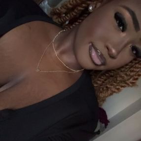 Onengiye, Babysitter in Salford
