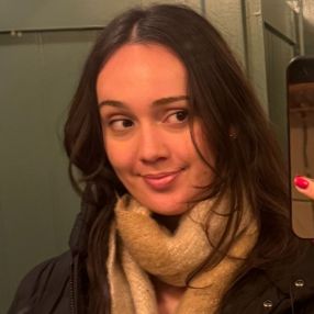 Gabriela, Babysitter in Greater London