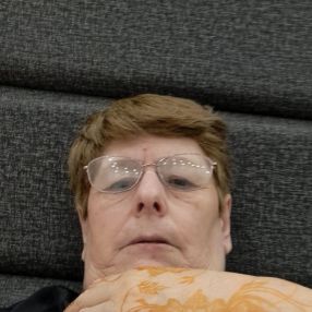 Linda, Babysitter in Kent