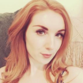 Kate, Babysitter in Limerick