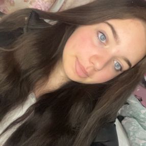 Aoife, Babysitter in Tuam