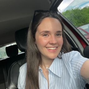 Andrea, Babysitter in Cork
