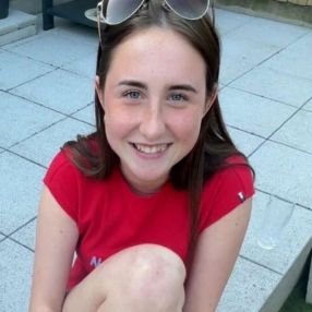 Ashley, Babysitter in Wexford