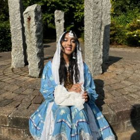 Basma, Babysitter in Limerick