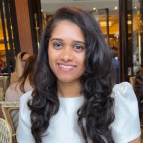 Divya, Babysitter in Clane