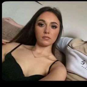Sarah, Babysitter in Limerick
