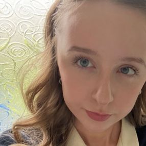 Lilly, Babysitter in Leixlip