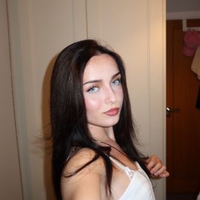 Bianca, Babysitter in Ashbourne