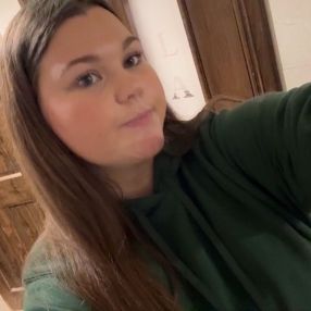 Ava, Babysitter in Ballina