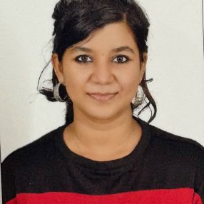 Adheena, Babysitter in Lucan
