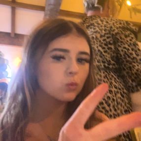 Katie, Babysitter in Letterkenny