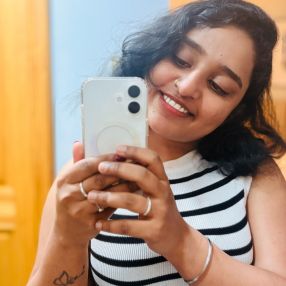 Surekha, Babysitter in Carlow