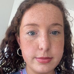 Katie, Babysitter in Tullamore