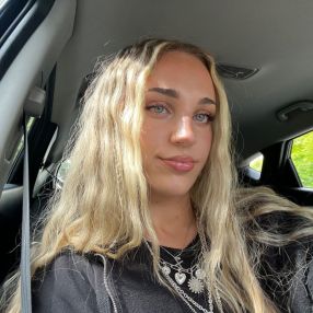 Kamila, Babysitter in Naas