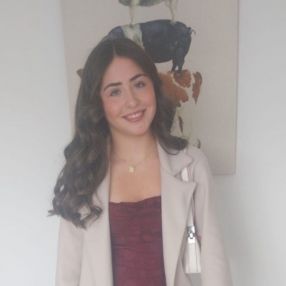 Caoimhe, Babysitter in Ashbourne