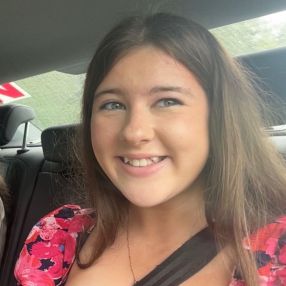 Sophia, Babysitter in Roscommon