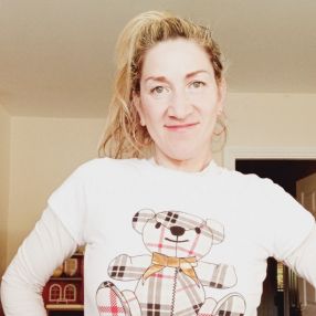 Eniko, Babysitter in Lucan