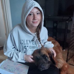 Aibhe, Babysitter in Clane