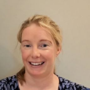 Clare, Babysitter in Kildare