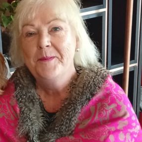 Linda, Babysitter in Cork