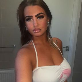 Kaitlin, Babysitter in Tullamore