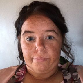 Jodie, Babysitter in Cork