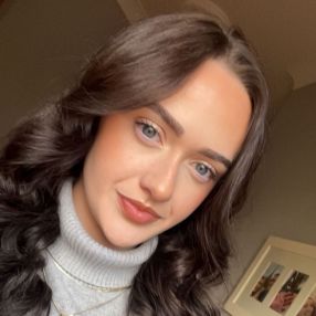 Saoirse Libby, Babysitter in Newbridge