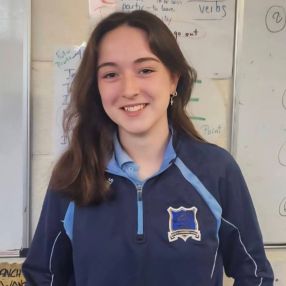 Ashleigh, Babysitter in New Ross
