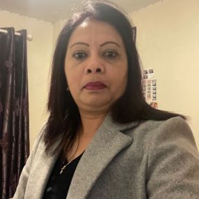 Anju, Babysitter in Letterkenny
