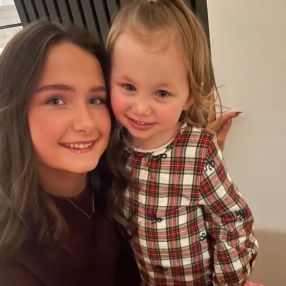 Ria, Babysitter in Swords