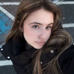 Oleksandra, Babysitter in Dungarvan