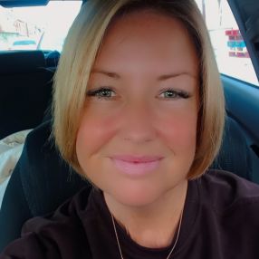 Rosemary, Babysitter in Navan