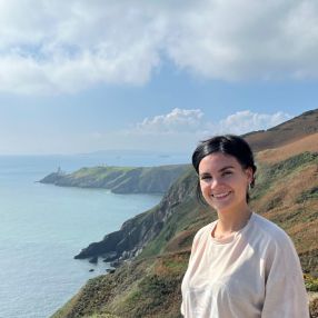 Ana Belen, Babysitter in Dublin