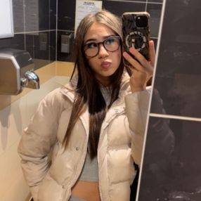 Roksana, Babysitter in Leixlip