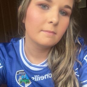 Niamh, Babysitter in Mountmellick