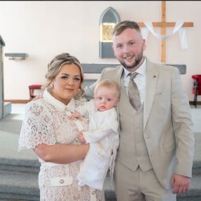 Jade, Family in Ennis
