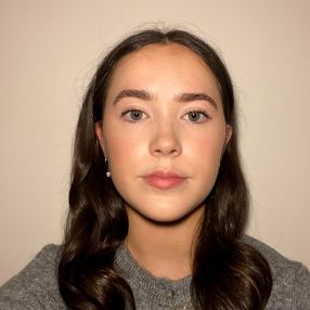Layna, Babysitter in Dublin