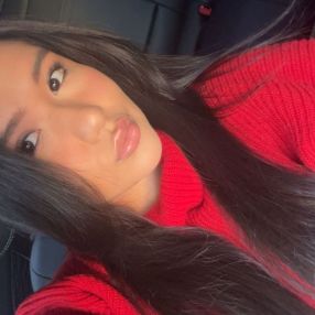 Mailen Candela, Babysitter in Lusk