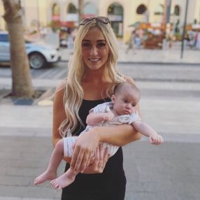 Emma, Babysitter in Newbridge