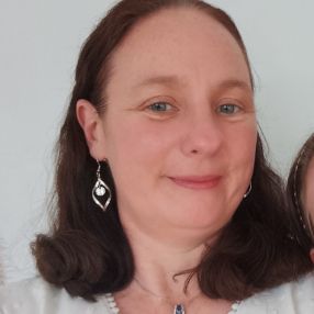 Kerrie, Babysitter in Gorey
