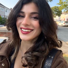 Kübra, Babysitter in Dublin