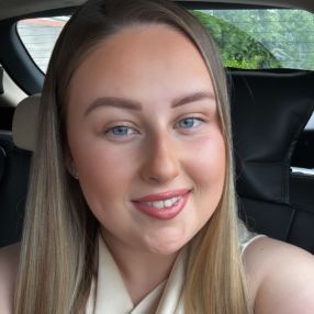 Chloe, Babysitter in Celbridge