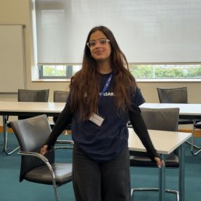 Fiza, Babysitter in Letterkenny